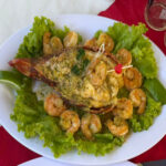 LANGOSTA GRATINADA CON CAMARONES / O AL AJILLO